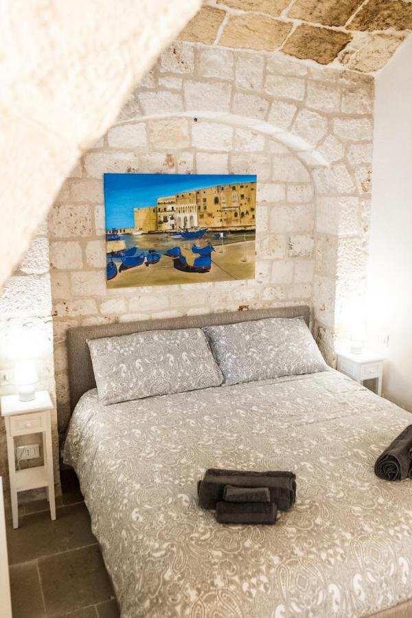 Dimore Del Borgo Antico - Il Sottano Монополи Екстериор снимка